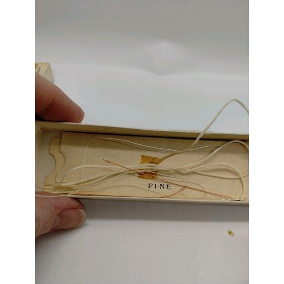 Vintage Bead Stringer and Knot Tier #498 Made in Japan - Picture 3 of 6